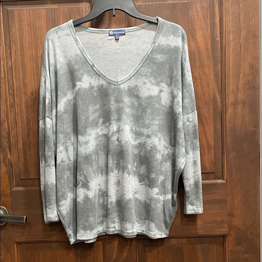 Democracy Gray Tie-Dye Long Sleeve Top - Picture 1 of 4